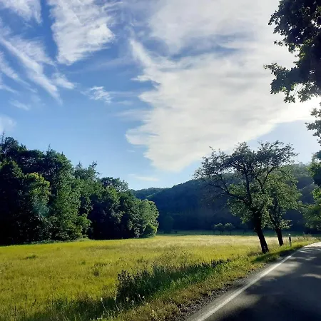 Talblick 2 -- Ihr Zuhause Mitten Im Idyllischen Tal Ferienhaus Bad Bibra