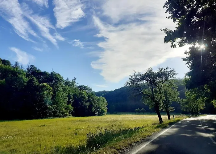 Talblick 2 -- Ihr Zuhause Mitten Im Idyllischen Tal Ferienhaus Bad Bibra